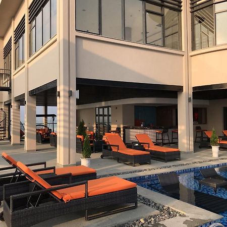 Da Nang Ocean View Luxury Apartment ภายนอก รูปภาพ