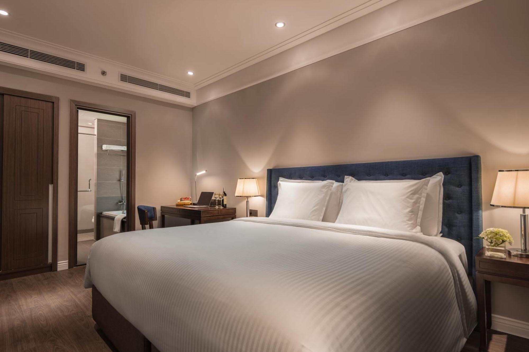 Da Nang Ocean View Luxury Apartment ภายนอก รูปภาพ