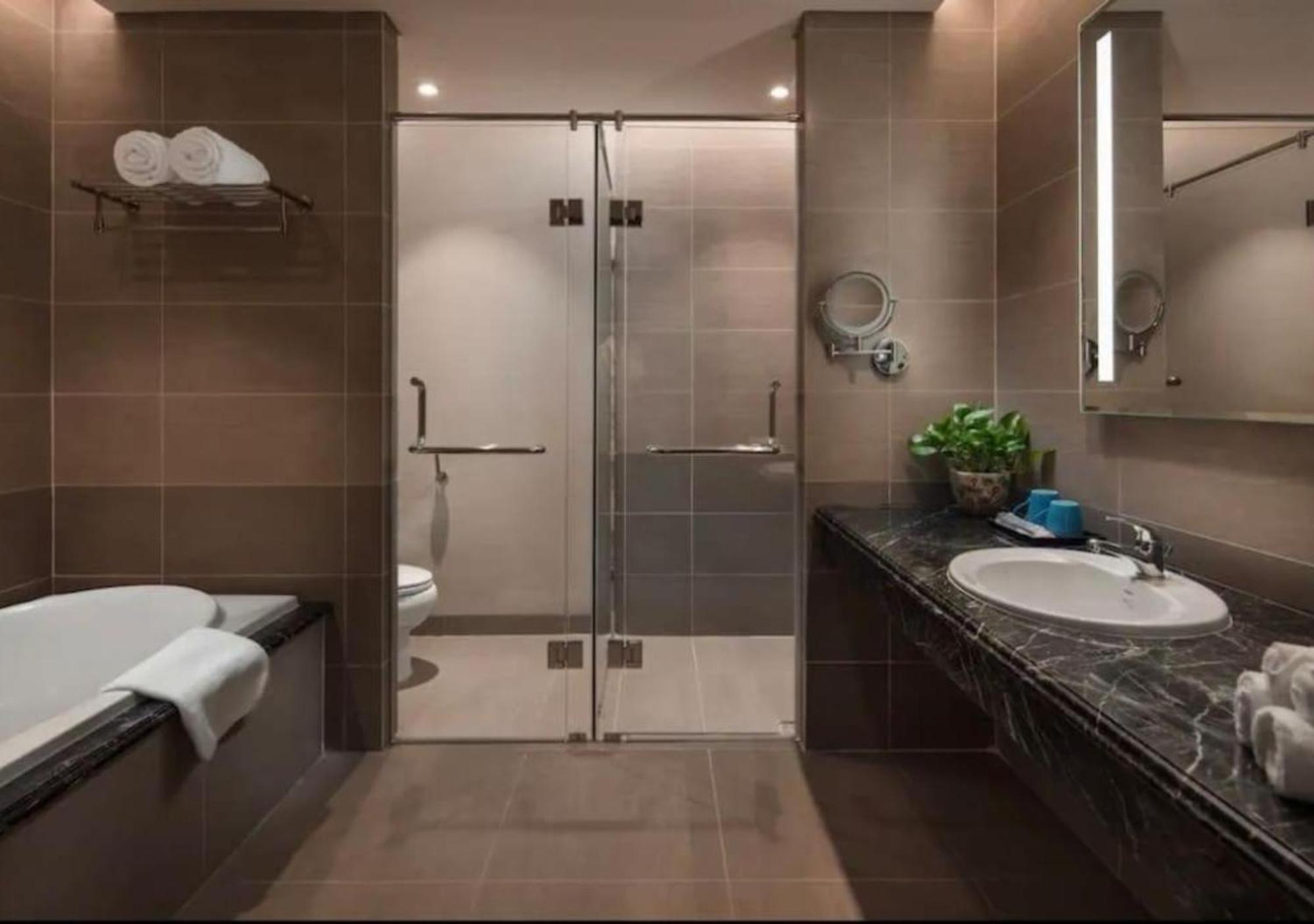 Da Nang Ocean View Luxury Apartment ภายนอก รูปภาพ