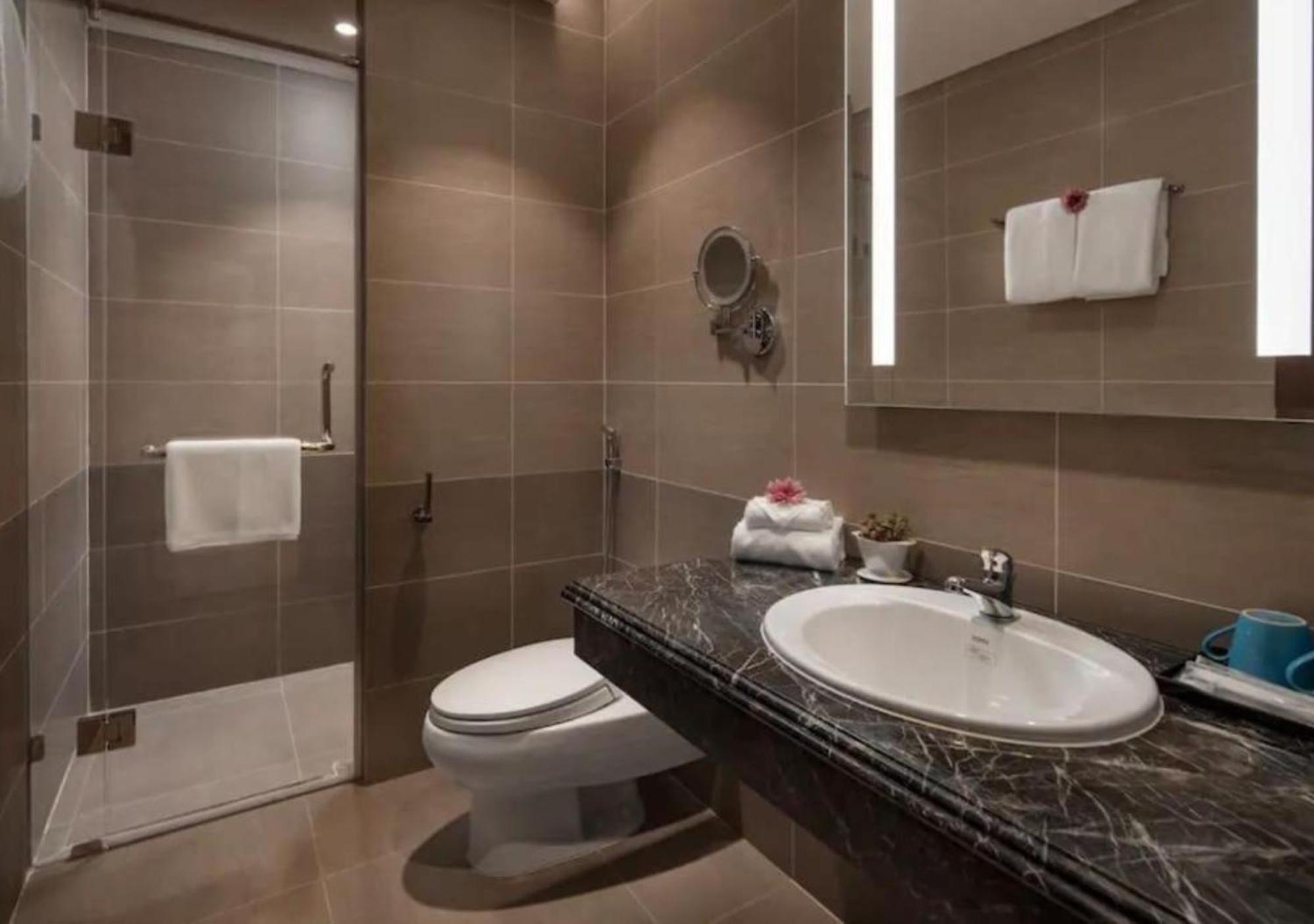 Da Nang Ocean View Luxury Apartment ภายนอก รูปภาพ