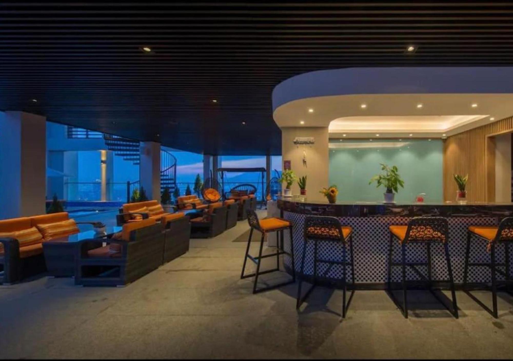 Da Nang Ocean View Luxury Apartment ภายนอก รูปภาพ
