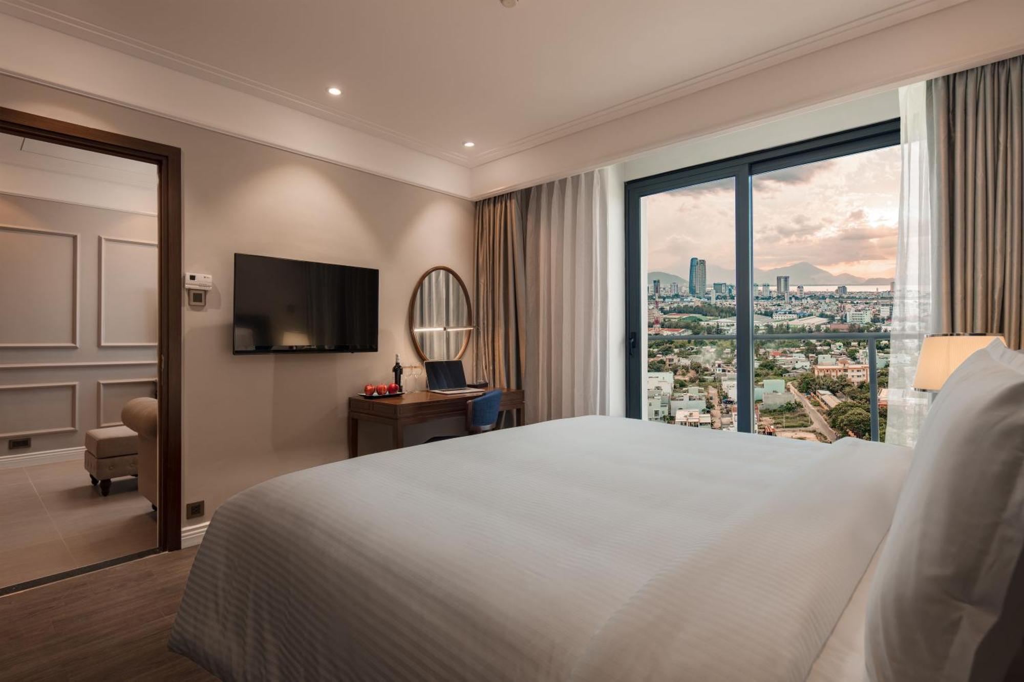 Da Nang Ocean View Luxury Apartment ภายนอก รูปภาพ